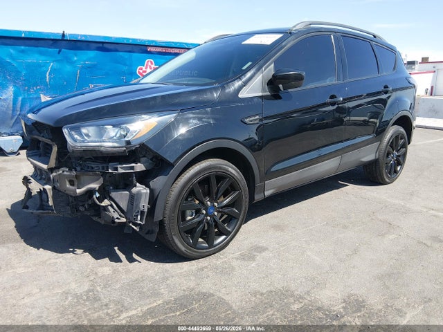 1FMCU9GD0JUA99603 Ford ESCAPE SE