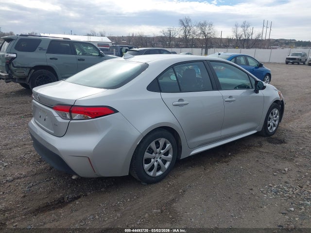 Toyota COROLLA LE 2025 5YFB4MDE4SP331974 Image 4