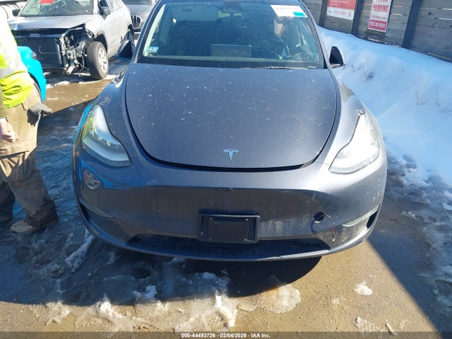 Продаж на аукціоні авто 2023 Tesla Model Y Awd/long Range Dual Motor All-wheel Drive, vin: 7SAYGDEE4PA102164, номер лоту: 44493726
