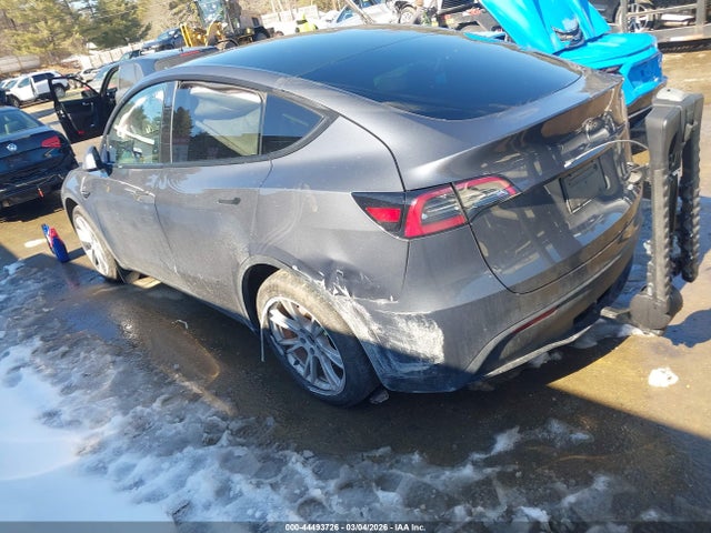 Продаж на аукціоні авто 2023 Tesla Model Y Awd/long Range Dual Motor All-wheel Drive, vin: 7SAYGDEE4PA102164, номер лоту: 44493726