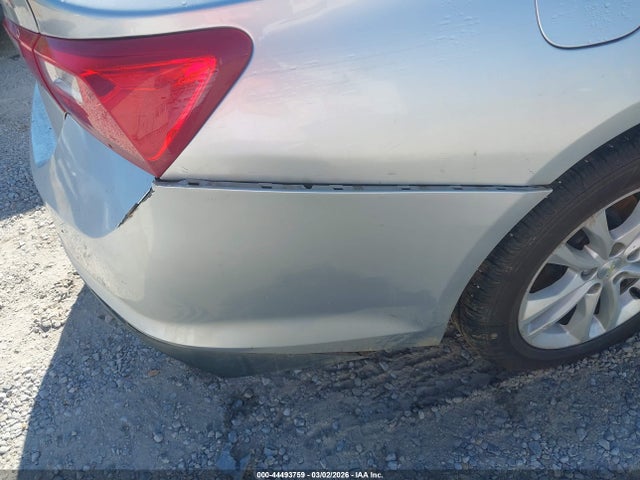 1G1ZD5ST3JF174328 Chevrolet MALIBU LT
