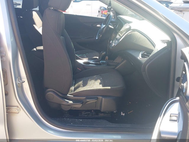 1G1ZD5ST3JF174328 Chevrolet MALIBU LT