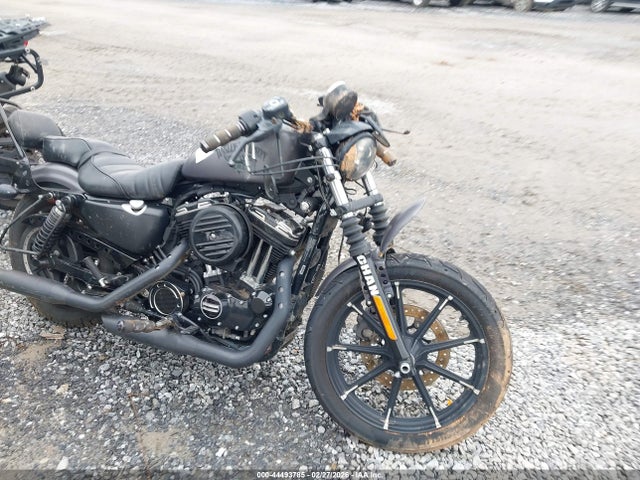 2017 HARLEY-DAVIDSON XL883 1HD4LE216HC414467