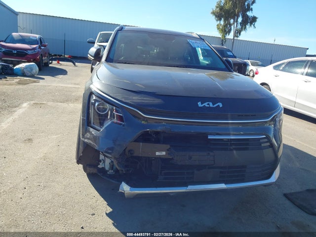 KNDCR3LE8R5187399 KIA NIRO EX