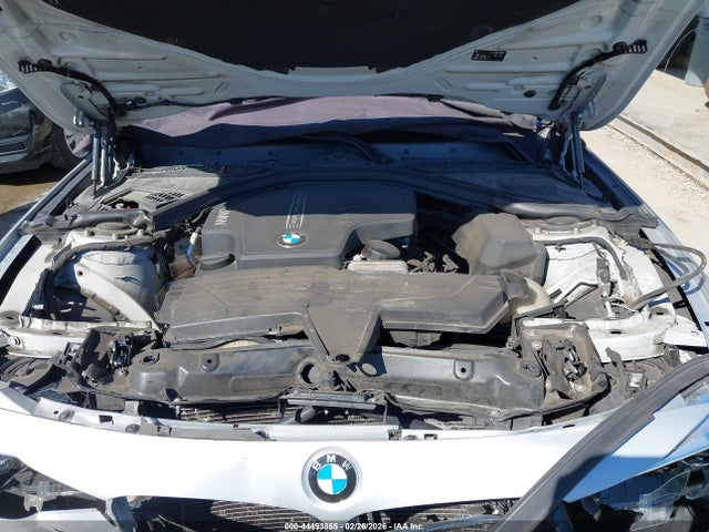 WBA8E1G51GNT38271 BMW 320i