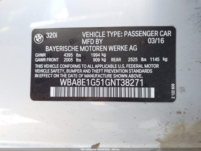 WBA8E1G51GNT38271 BMW 320i