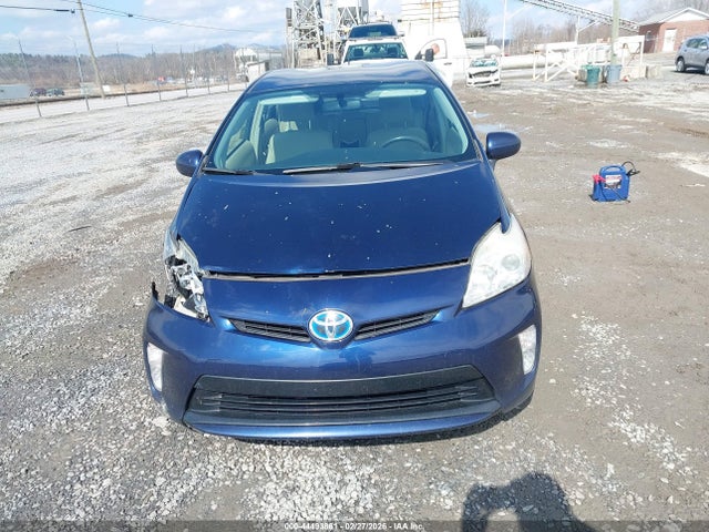 JTDKN3DU3E0386932 Toyota Prius Three