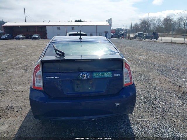 JTDKN3DU3E0386932 Toyota Prius Three
