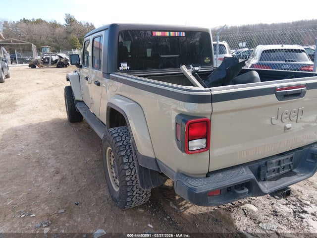 2020 JEEP GLADIATOR 1C6HJTFGXLL161827 Photo 2