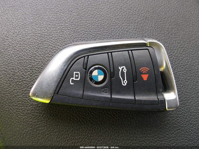 3MW5R1J07L8B18604 BMW 330I