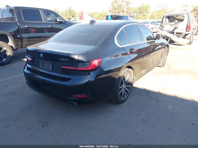 3MW5R1J07L8B18604 BMW 330I