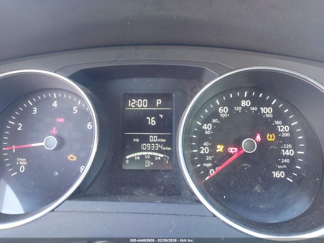 44493908 :رقم المزاد ، 3VW267AJXGM216627 vin ، 2016 Volkswagen Jetta 1.4t S مزاد بيع