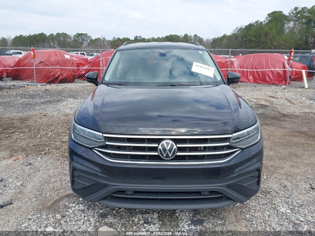 44493917 :رقم المزاد ، 3VVRB7AX1PM070119 vin ، 2023 Volkswagen Tiguan 2.0t S مزاد بيع