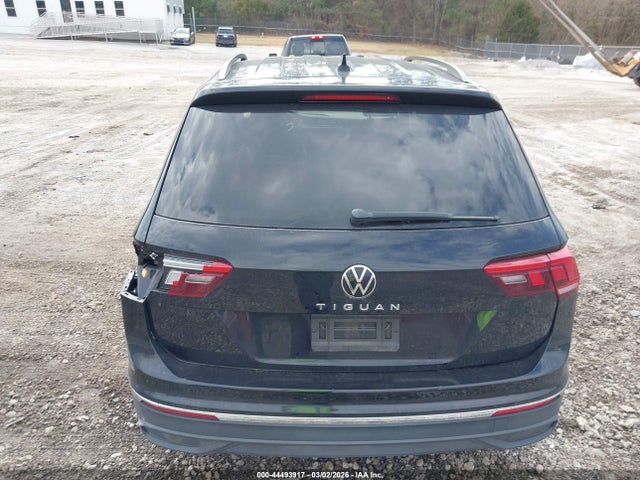 44493917 :رقم المزاد ، 3VVRB7AX1PM070119 vin ، 2023 Volkswagen Tiguan 2.0t S مزاد بيع