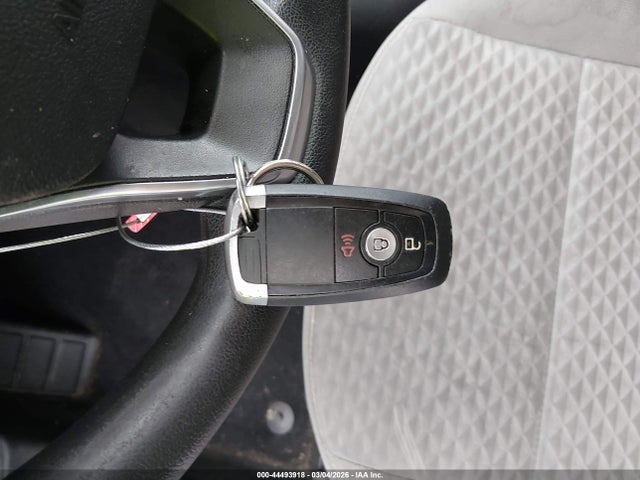 44493918 :رقم المزاد ، 1FMCU0G65NUA44096 vin ، 2022 Ford Escape Se مزاد بيع