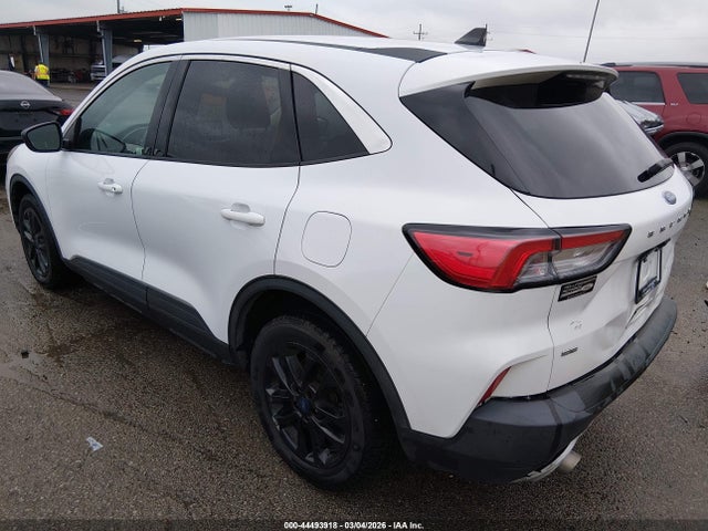 44493918 :رقم المزاد ، 1FMCU0G65NUA44096 vin ، 2022 Ford Escape Se مزاد بيع