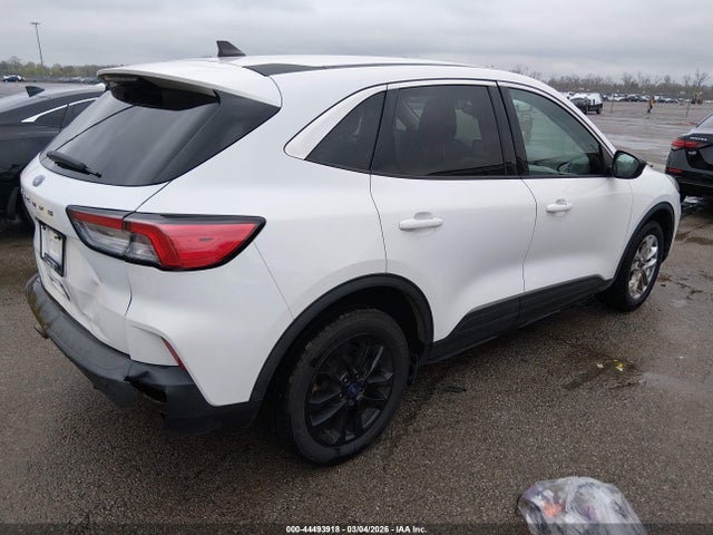 44493918 :رقم المزاد ، 1FMCU0G65NUA44096 vin ، 2022 Ford Escape Se مزاد بيع
