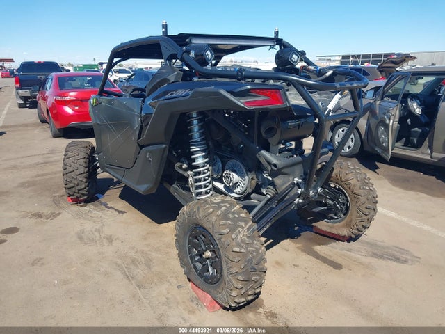 2021 CAN-AM MAVERICK X3 3JBVXAV41MK002716 Photo 2