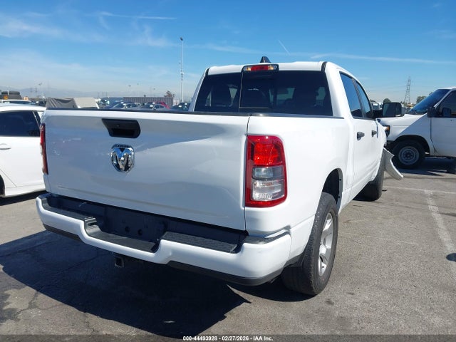 1C6RREGTXPN626833 RAM 1500 Tradesman 4x2 5&#039;7 Box