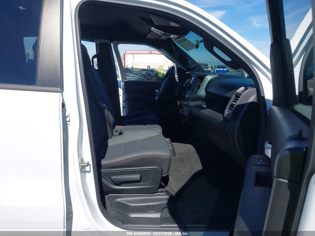 1C6RREGTXPN626833 RAM 1500 Tradesman 4x2 5&#039;7 Box