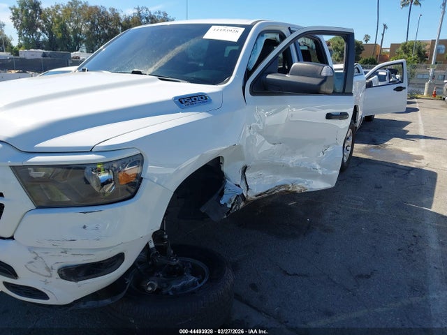 1C6RREGTXPN626833 RAM 1500 Tradesman 4x2 5&#039;7 Box