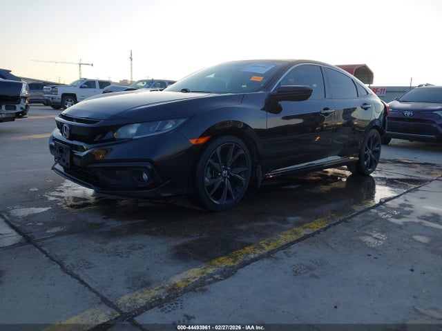 Honda Civic Sport 2019 19XFC2F83KE017038 Image 2