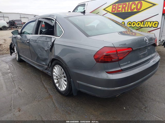 2017 Volkswagen Passat 1.8t Se მანქანა იყიდება აუქციონზე, vin: 1VWBT7A31HC036479, აუქციონის ნომერი: 44493989