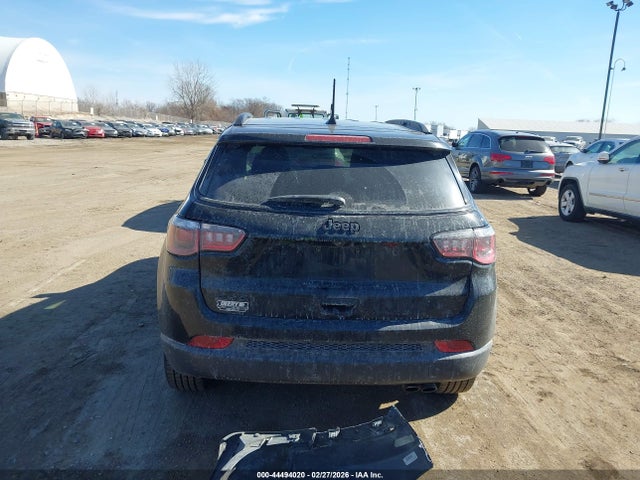 44494020 :رقم المزاد ، 3C4NJDBB3KT812374 vin ، 2019 Jeep Compass Altitude 4x4 مزاد بيع