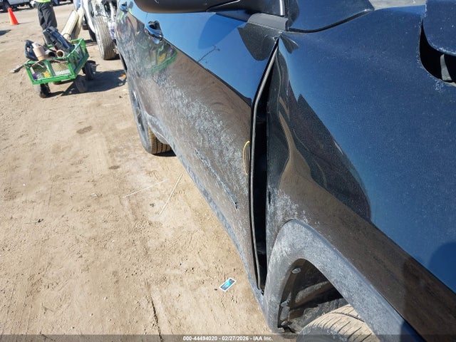 44494020 :رقم المزاد ، 3C4NJDBB3KT812374 vin ، 2019 Jeep Compass Altitude 4x4 مزاد بيع