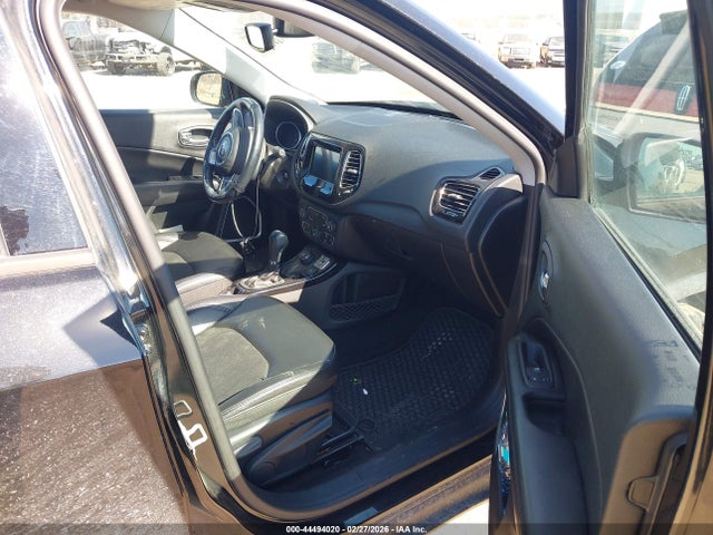 44494020 :رقم المزاد ، 3C4NJDBB3KT812374 vin ، 2019 Jeep Compass Altitude 4x4 مزاد بيع