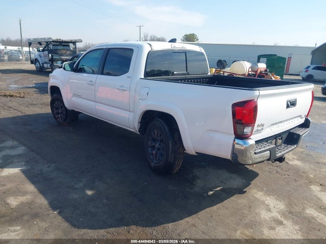 3TMCZ5AN4PM592195 Toyota Tacoma Sr5 V6
