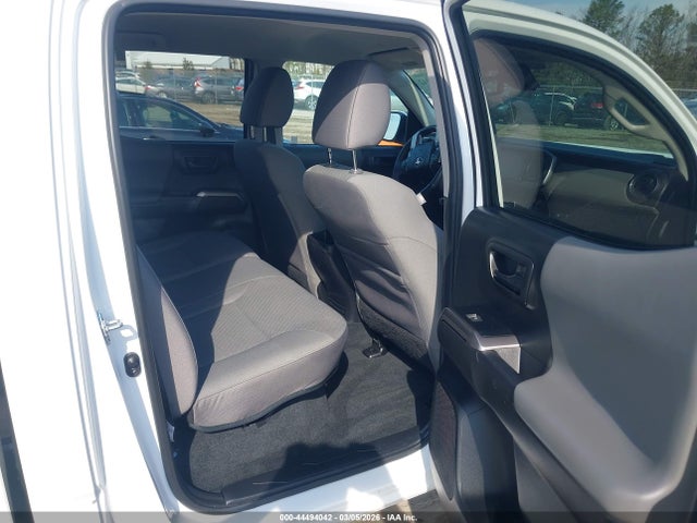 3TMCZ5AN4PM592195 Toyota Tacoma Sr5 V6