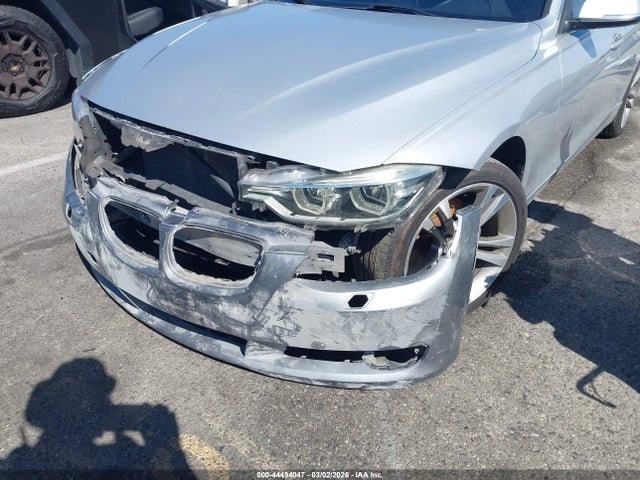 2017 Bmw 330i მანქანა იყიდება აუქციონზე, vin: WBA8B9G36HNU52144, აუქციონის ნომერი: 44494047