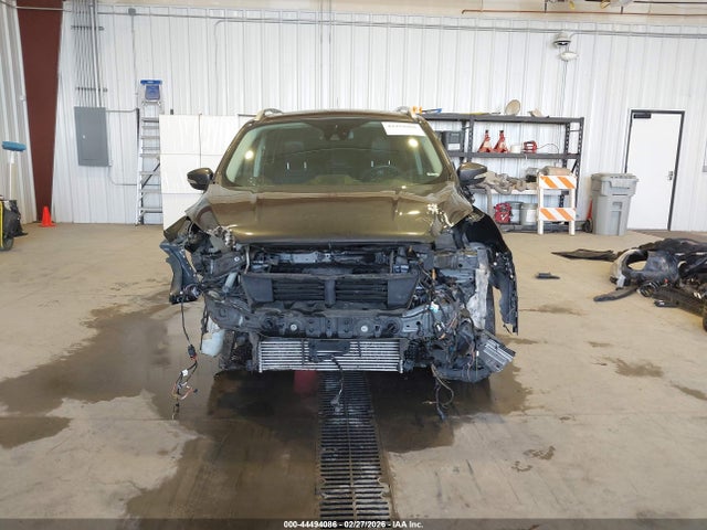 1FMCU0J9XKUC55566 Ford Escape Titanium