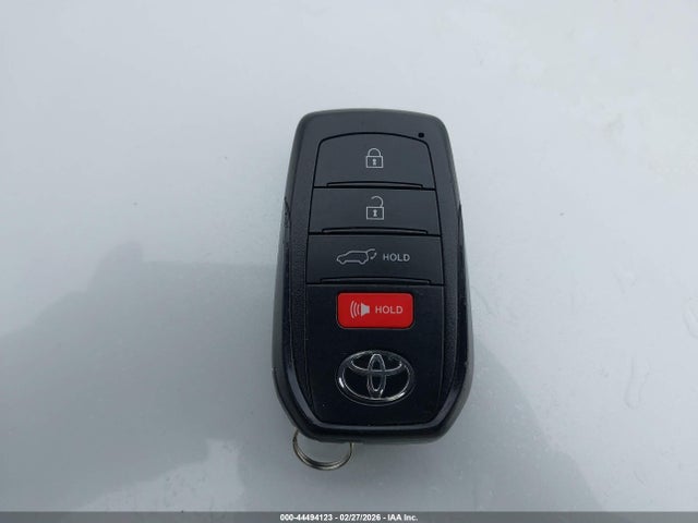 Toyota Venza Xle 2024 JTEAAAAHXRJ176679 Image 11