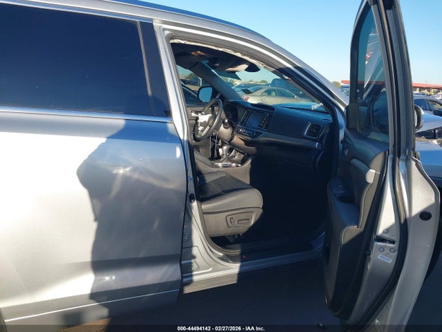 Toyota Highlander Xle 2018 5TDJZRFH6JS829567 Image 5