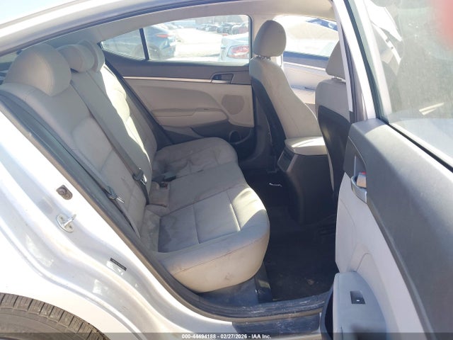 Продажа на аукционе авто 2017 Hyundai Elantra Se, vin: 5NPD74LF3HH127568, номер лота: 44494188