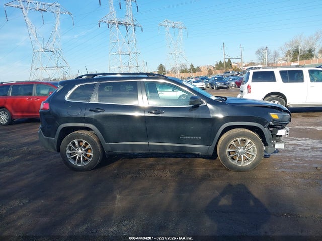 1C4PJMMX9ND512723 Jeep Cherokee Latitude Lux 4x4
