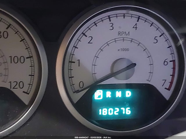 44494247 :رقم المزاد ، 2A4RR5D11AR104365 vin ، 2010 Chrysler Town & Country Touring مزاد بيع
