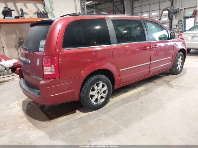 2010 CHRYSLER TOWN & COUNTRY 2A4RR5D11AR104365 Photo 3
