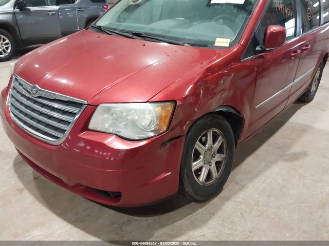 2010 CHRYSLER TOWN & COUNTRY 2A4RR5D11AR104365 Photo 5