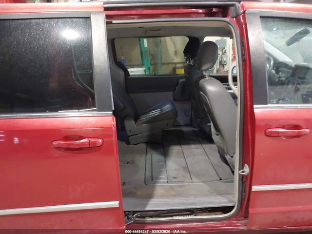 2010 CHRYSLER TOWN & COUNTRY 2A4RR5D11AR104365 Photo 7