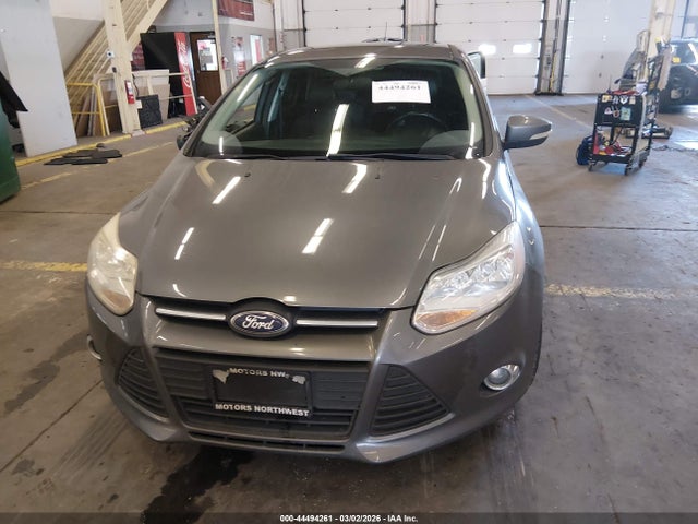 1FADP3K21EL184583 Ford FOCUS SE