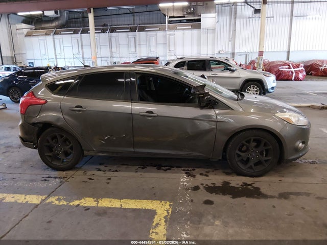 1FADP3K21EL184583 Ford FOCUS SE