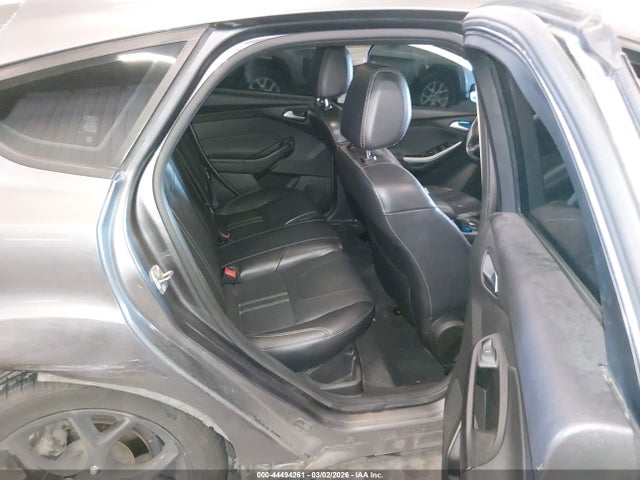 1FADP3K21EL184583 Ford FOCUS SE
