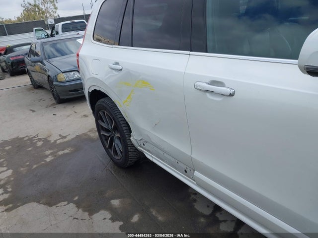 YV4A22PK7G1043320 Volvo Xc90 T6 Momentum