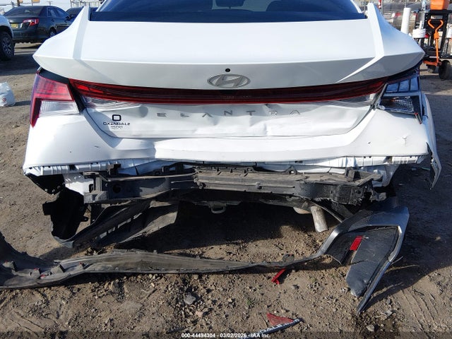 2024 Hyundai Elantra Sel მანქანა იყიდება აუქციონზე, vin: KMHLS4DG7RU803556, აუქციონის ნომერი: 44494304