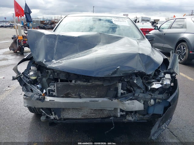 1G11C5SL1FF246277 Chevrolet MALIBU 1LT