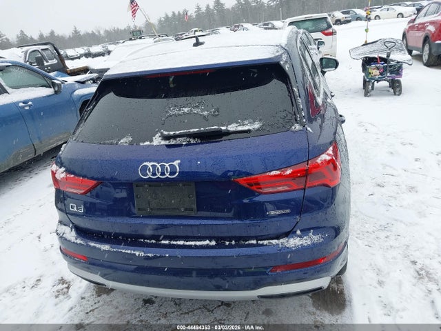 44494353 :رقم المزاد ، WA1AUCF33N1001537 vin ، 2022 Audi Q3 Premium 40 Tfsi Quattro Tiptronic مزاد بيع