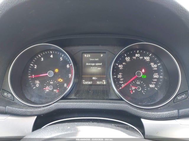 1VWLA7A32KC009115 Volkswagen Passat 2.0t Wolfsburg Edition